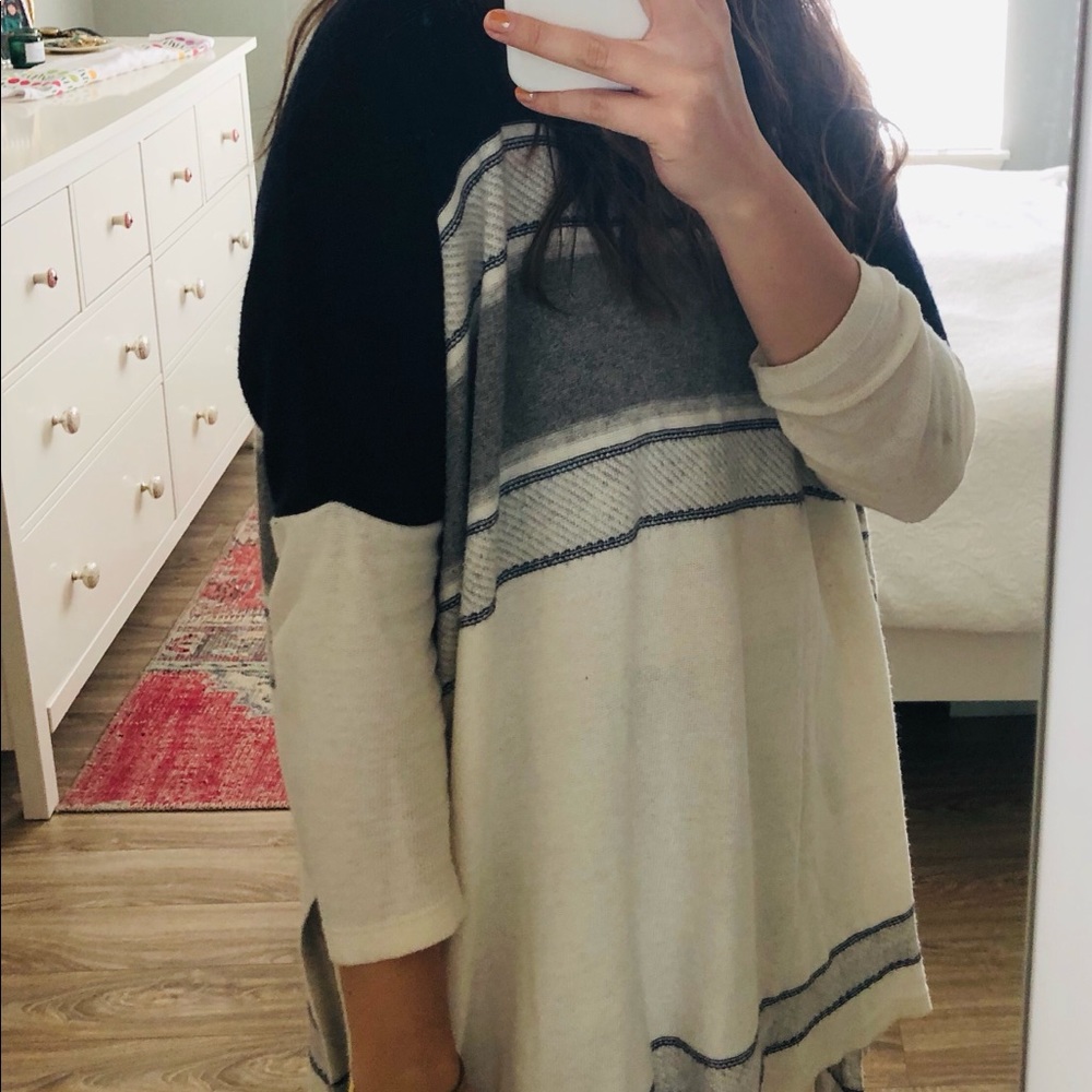 Oversized Raglan Sweater